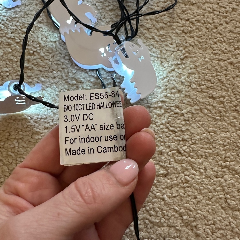 Ghost String Lights - Picture 6 of 7